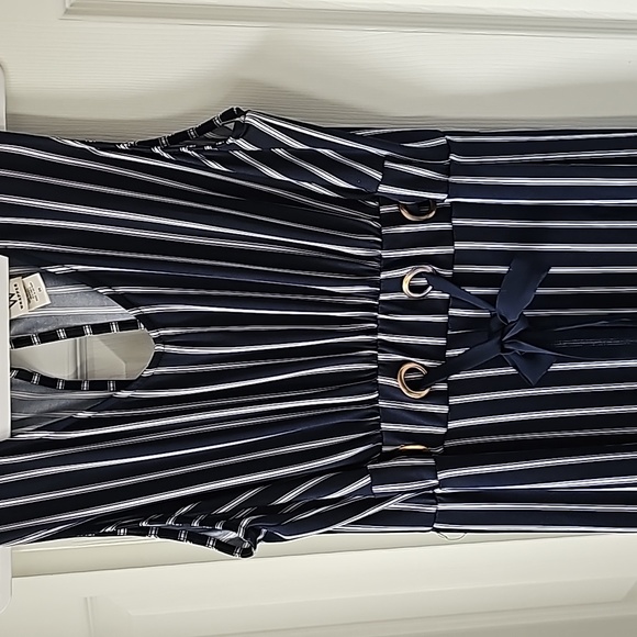 W. WRAPPER Brand Navy blue and white striped jumper - Picture 2 of 3